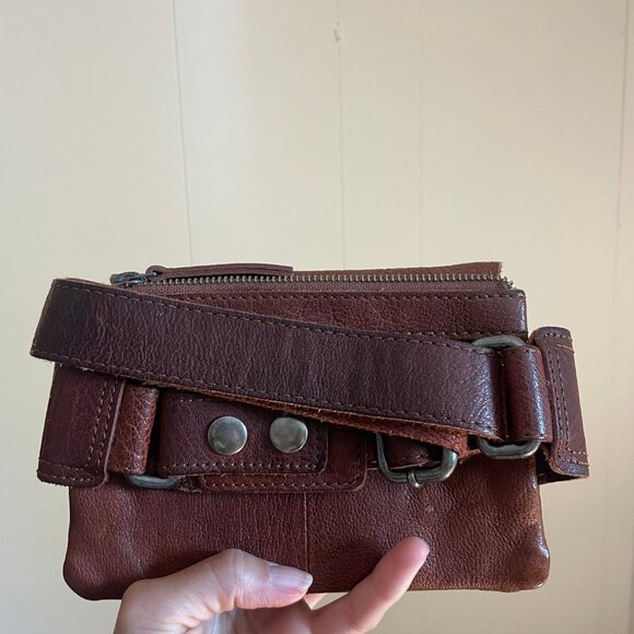 Spikes & Sparrow Genuine Leather Hip Bag Brown - Picture 4 of 5